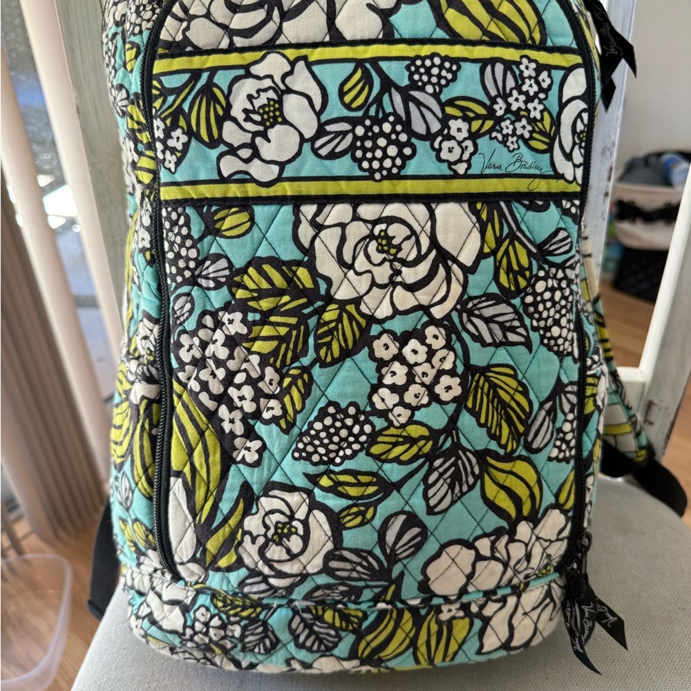 Vera Bradley Medium Backpack and laptop case - Retired ISLAND BLOOMS